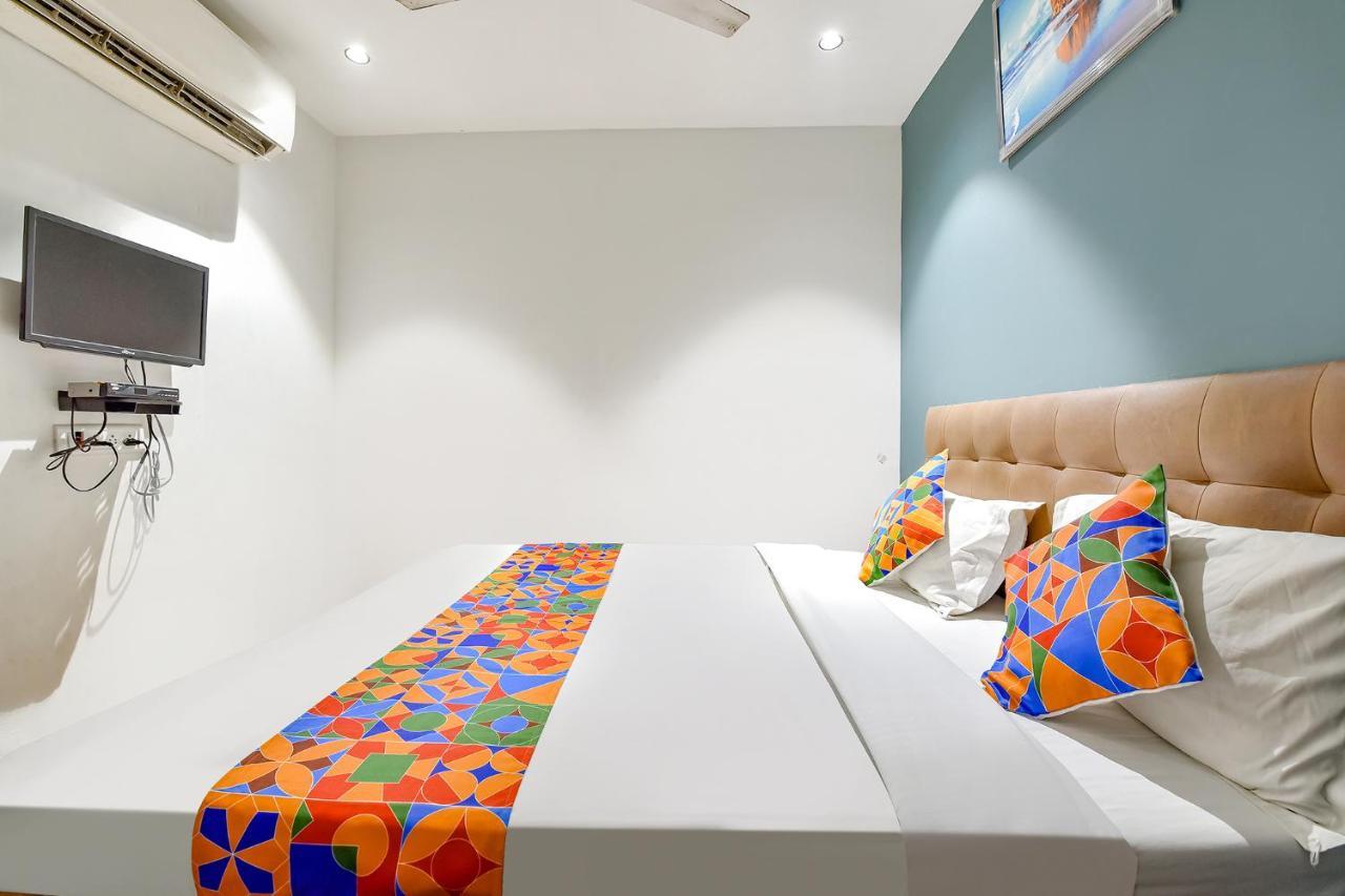 סוראט Fabhotel Nidhivan, Udhna Junction מראה חיצוני תמונה
