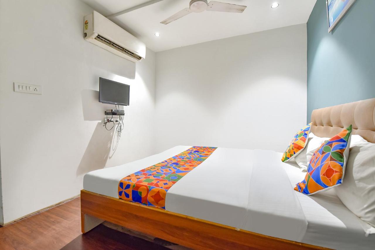 סוראט Fabhotel Nidhivan, Udhna Junction מראה חיצוני תמונה