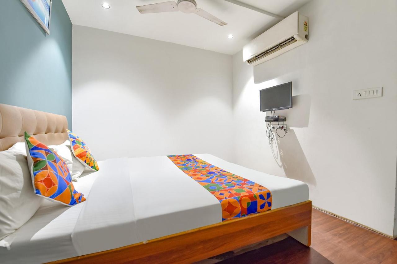 סוראט Fabhotel Nidhivan, Udhna Junction מראה חיצוני תמונה
